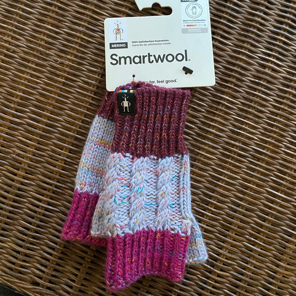 Smartwool gloves/hand warmers brand new one size fits all